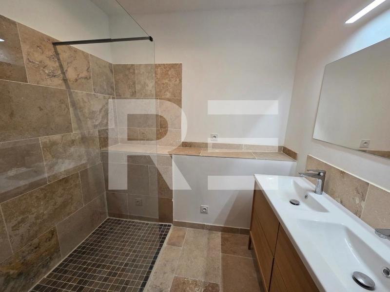 Maison de village - 110 m² - 3 pièces