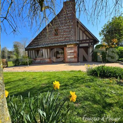 Maison - 150 m² - 4 pièces