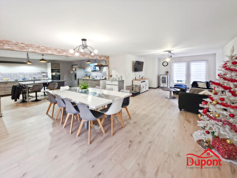 Maison - 297 m² - 10 pièces