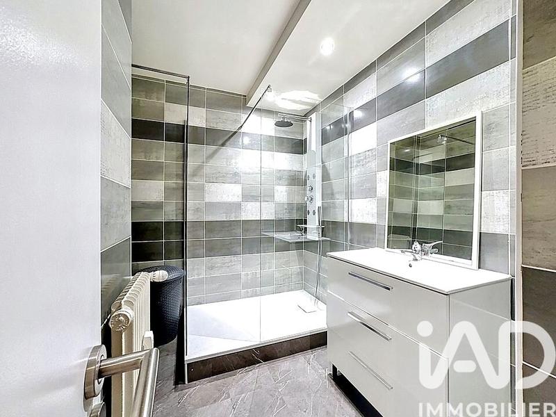 Appartement - 77 m² - 4 pièces