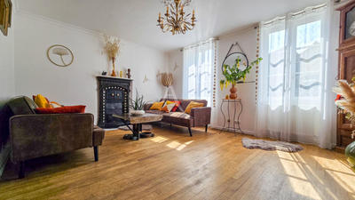 Maison - 165 m² - 10 pièces