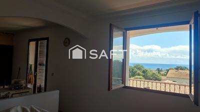 Maison - 228 m² - 7 pièces