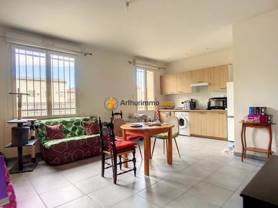 Immeuble - 268 m² - 15 pièces