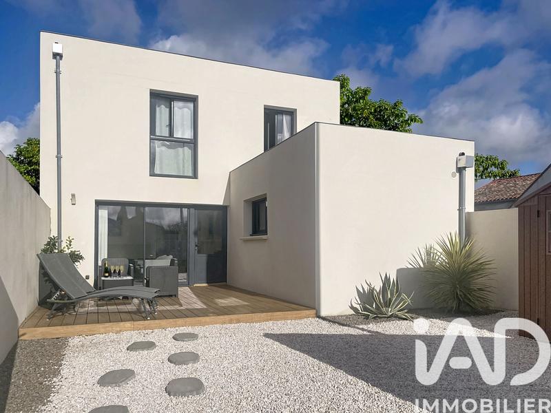 Maison - 88 m² - 4 pièces