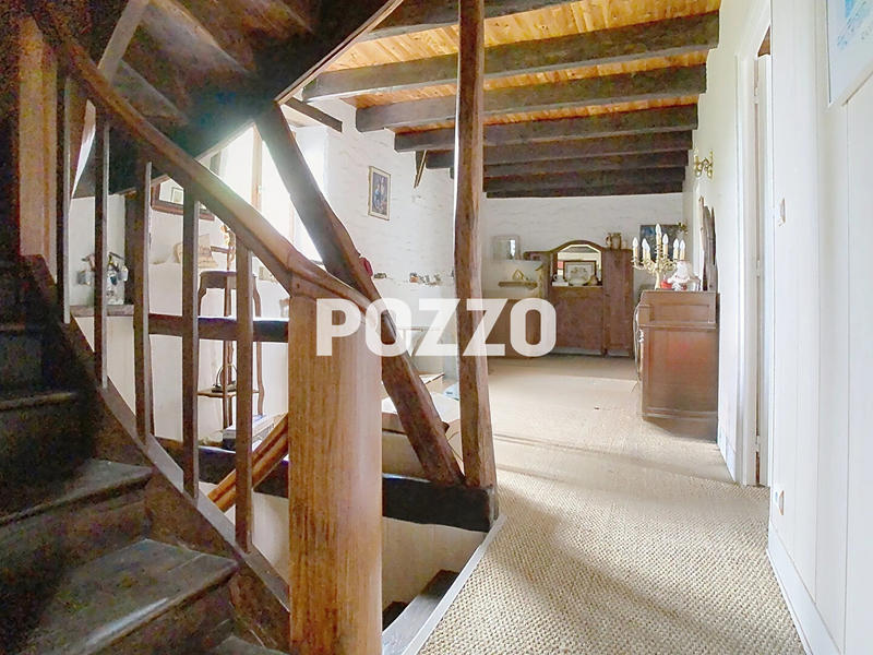 Maison - 180 m² - 7 pièces
