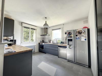 Maison - 120 m² - 7 pièces