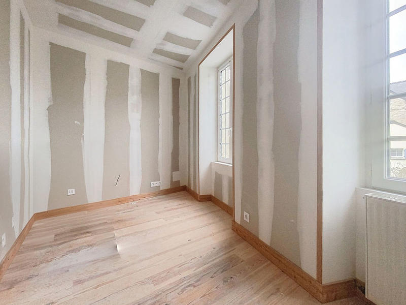 Maison de ville - 260 m² - 8 pièces