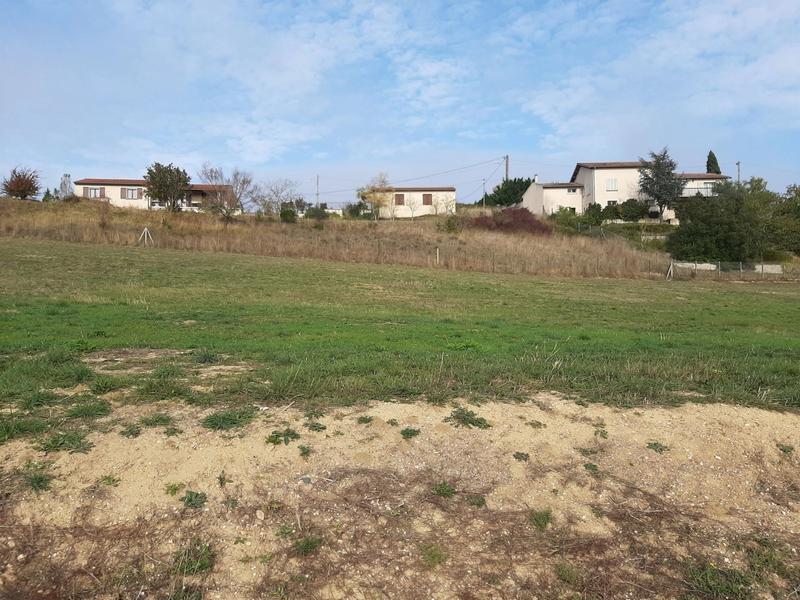 Terrain constructible - 1 351 m²