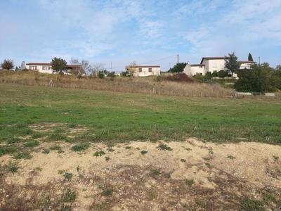Terrain constructible - 1 351 m²