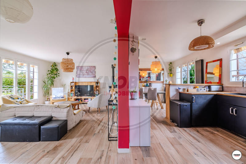 Maison - 126 m² - 6 pièces