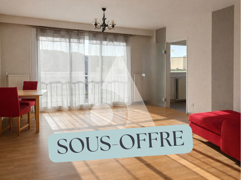 Appartement - 90 m² - 4 pièces