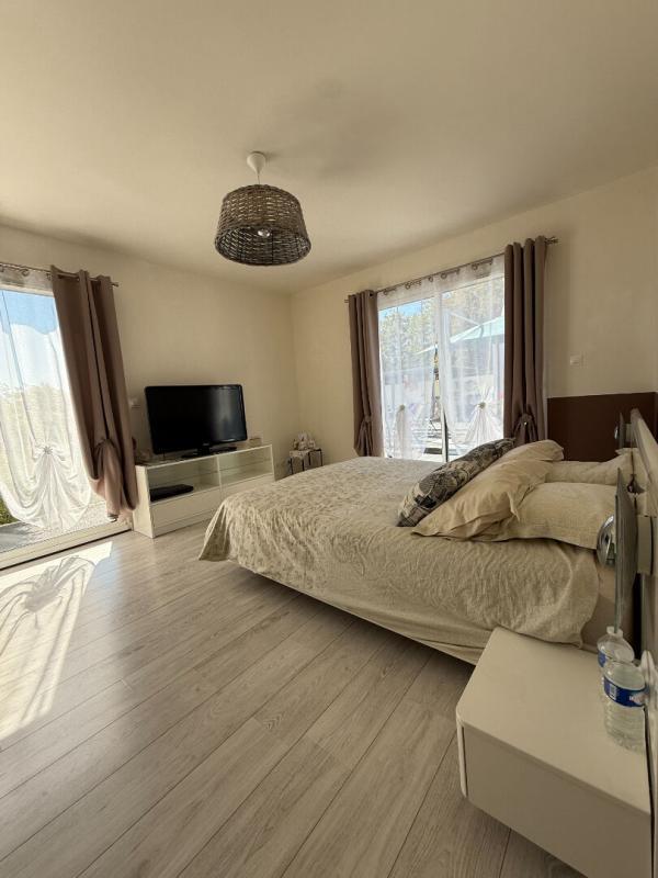 Maison - 196 m² - 6 pièces