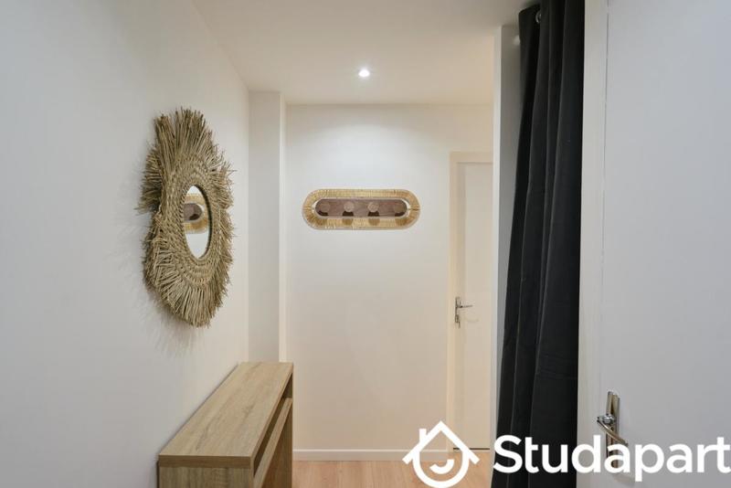 Chambre - 11 m² - 1 pièce