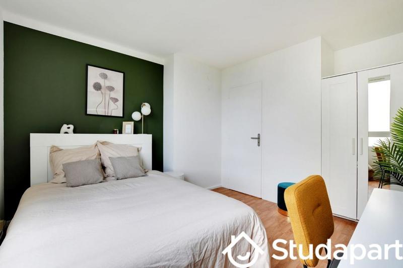 Chambre - 10 m² - 1 pièce