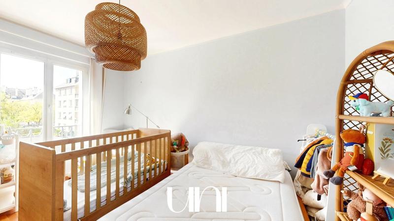 Appartement - 80 m² - 3 pièces