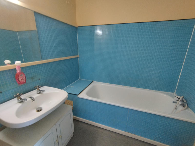 Maison - 85 m² - 6 pièces