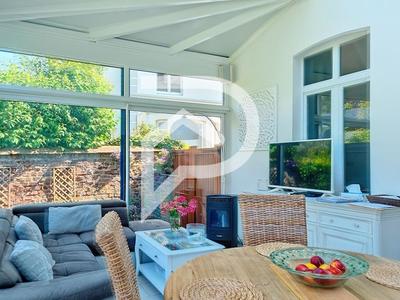 Maison bourgeoise - 210 m² - 7 pièces