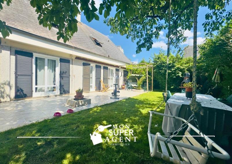 Maison - 177 m² - 7 pièces