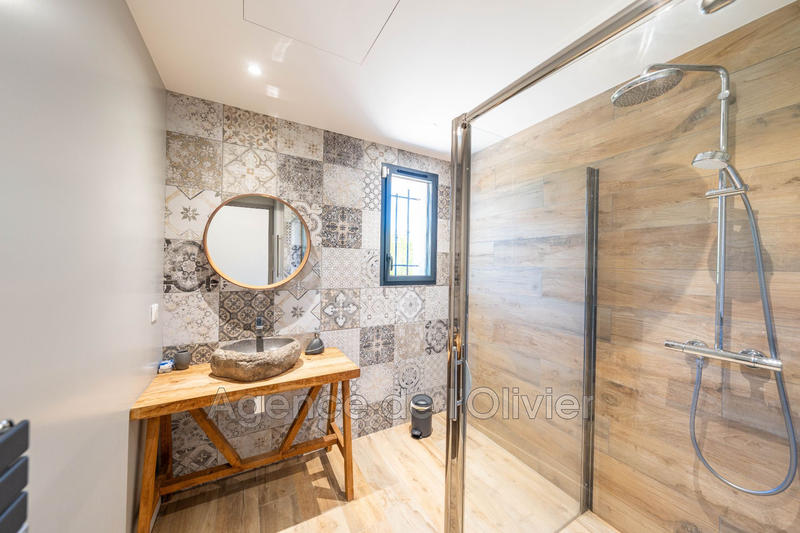 Villa - 309 m² - 6 pièces