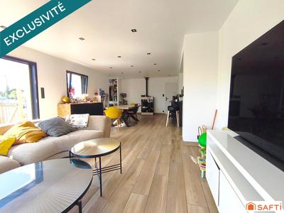 Maison - 95 m² - 4 pièces