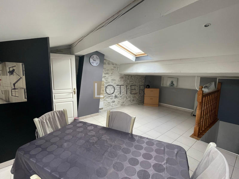 Appartement - 65 m² - 2 pièces