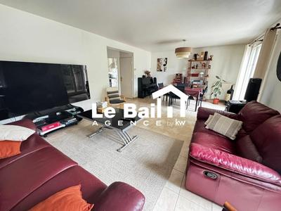 Maison - 106 m² - 6 pièces