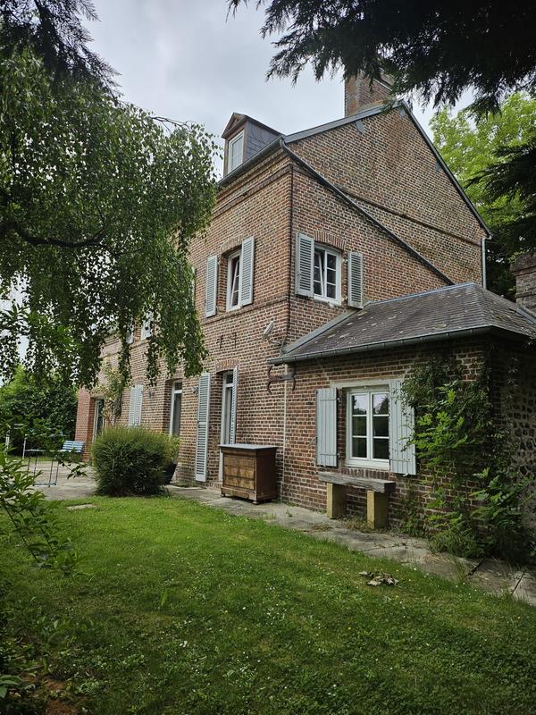 Maison - 175 m² - 10 pièces