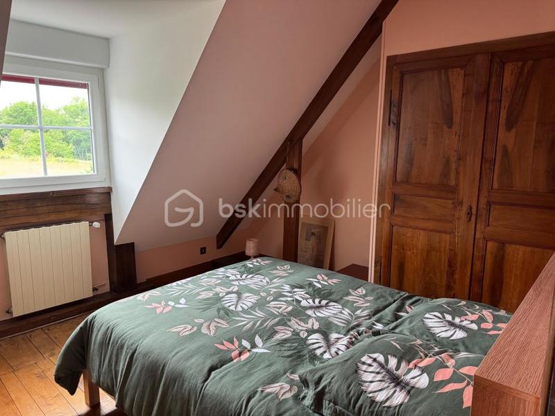 Maison traditionnelle - 159 m² - 6 pièces