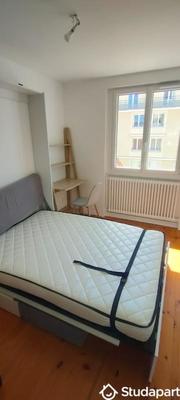 Chambre - 64 m² - 1 pièce