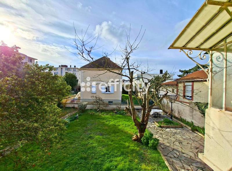 Maison - 127 m² - 5 pièces