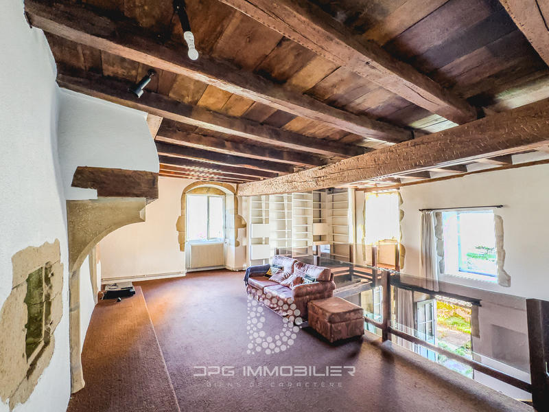 Maison de village - 310 m² - 14 pièces
