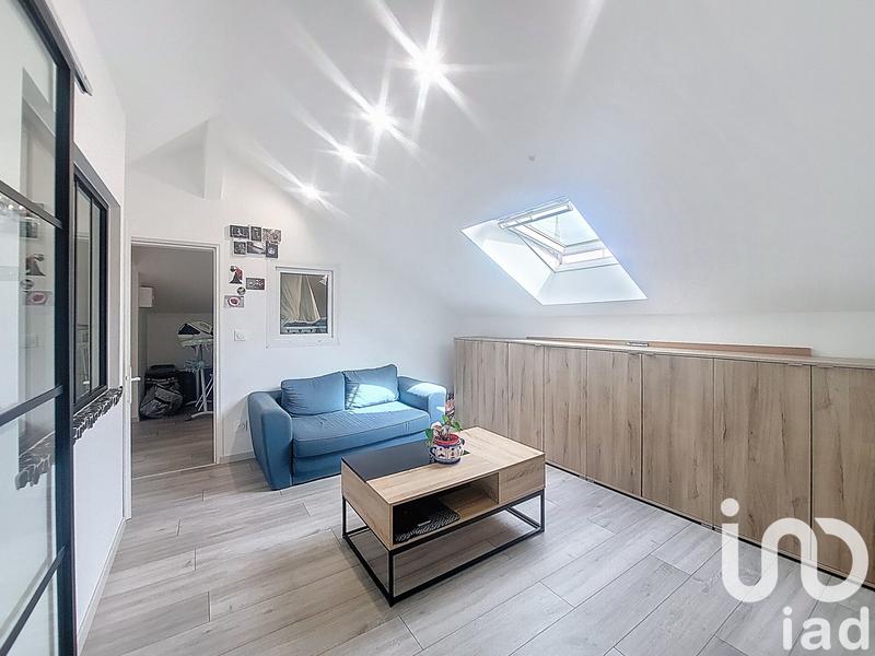 Maison - 152 m² - 9 pièces