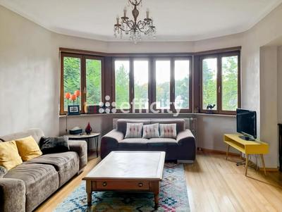 Maison - 186 m² - 6 pièces