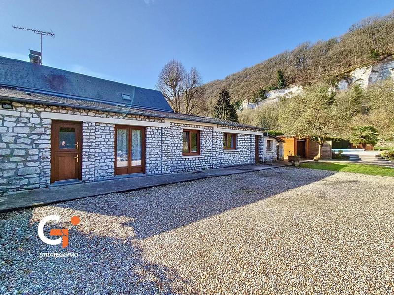 Maison - 200 m² - 10 pièces