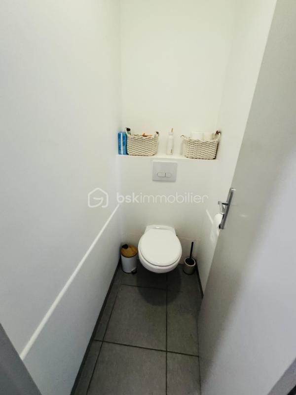 Immeuble - 130 m² - 7 pièces