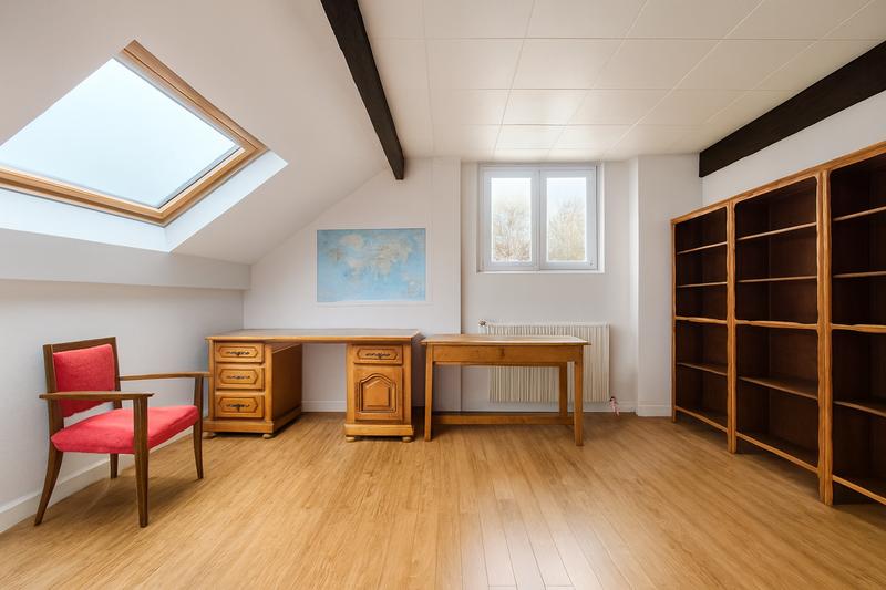 Maison - 96 m² - 5 pièces