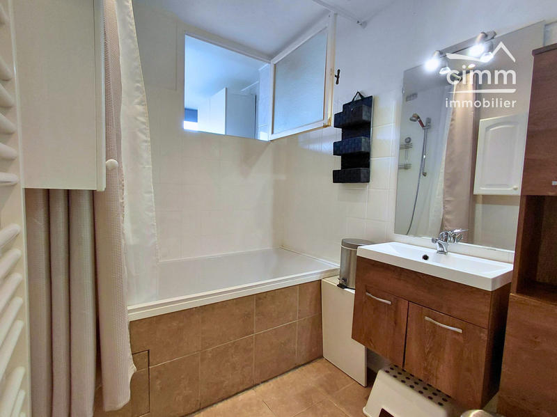 Appartement - 76 m² - 4 pièces