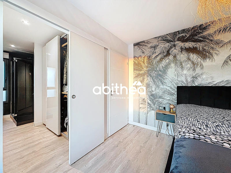 Maison - 176 m² - 8 pièces