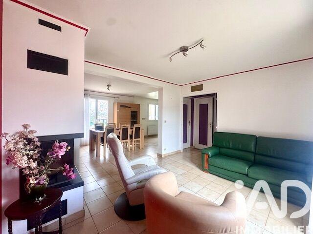 Maison - 89 m² - 5 pièces