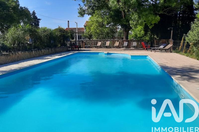 Maison - 280 m² - 15 pièces