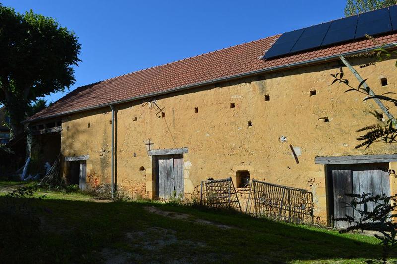 Corps de ferme - 137 m² - 9 pièces