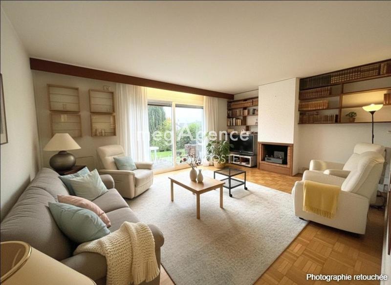 Maison traditionnelle - 179 m² - 6 pièces