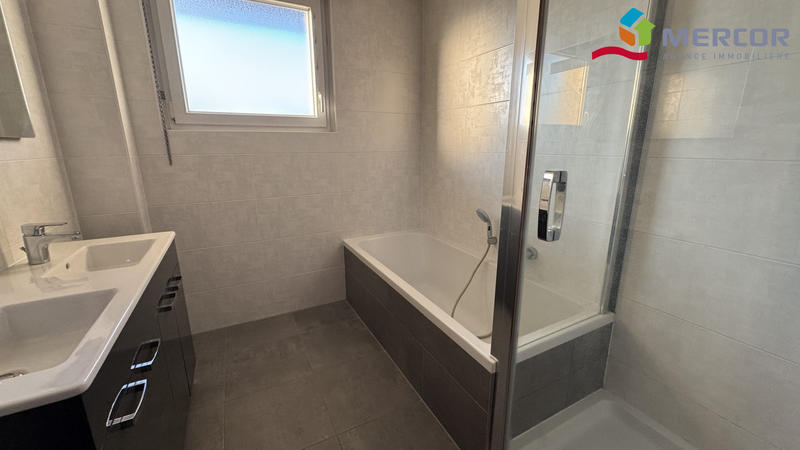 Appartement - 114 m² - 4 pièces