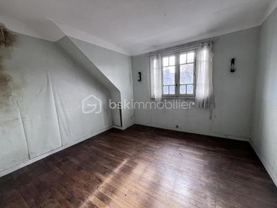 Maison de ville - 143 m² - 7 pièces