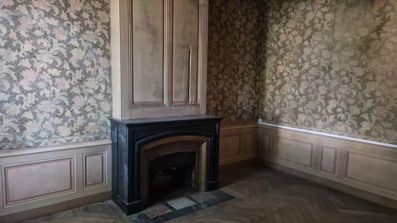 Maison - 230 m² - 11 pièces