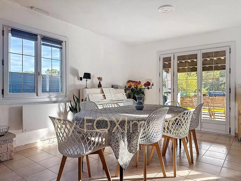 Maison - 95 m² - 4 pièces