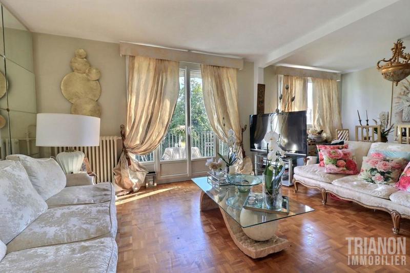 Appartement - 92 m² - 5 pièces