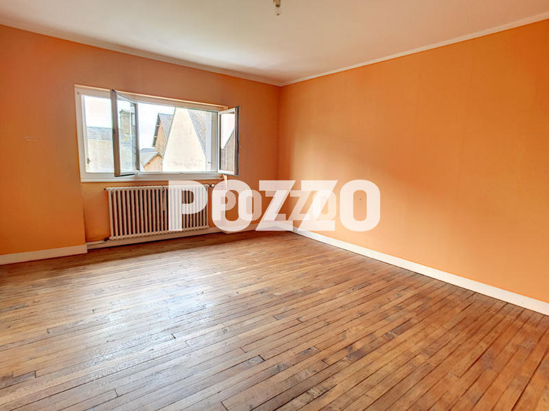 Immeuble - 196 m² - 6 pièces