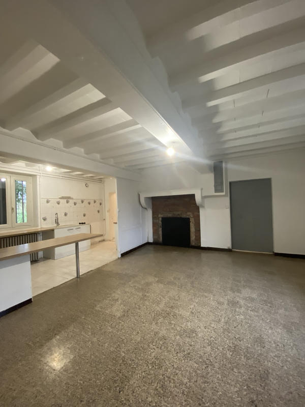 Maison - 235 m² - 9 pièces