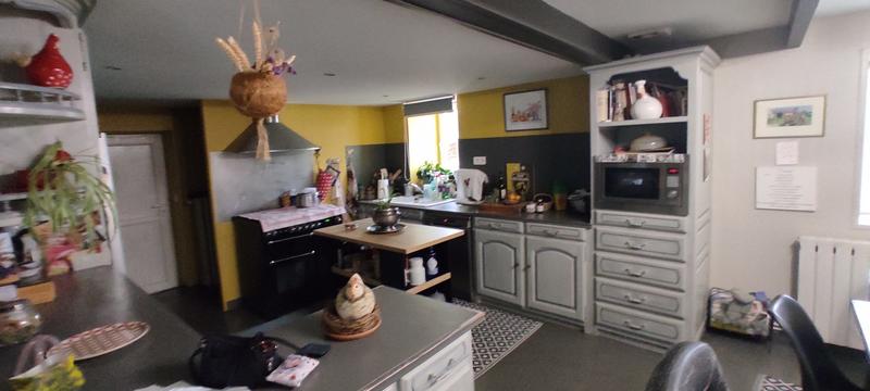 Maison ancienne - 180 m² - 7 pièces